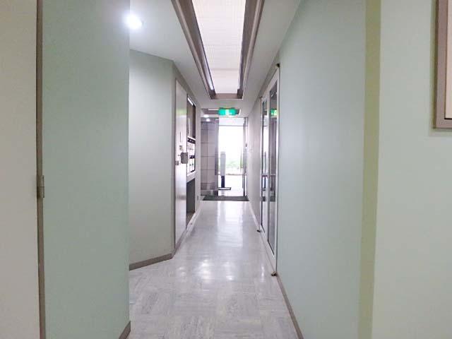 ホール③