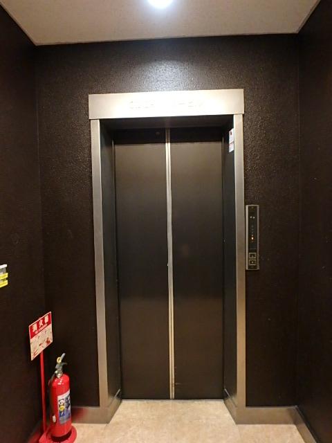 ホール③