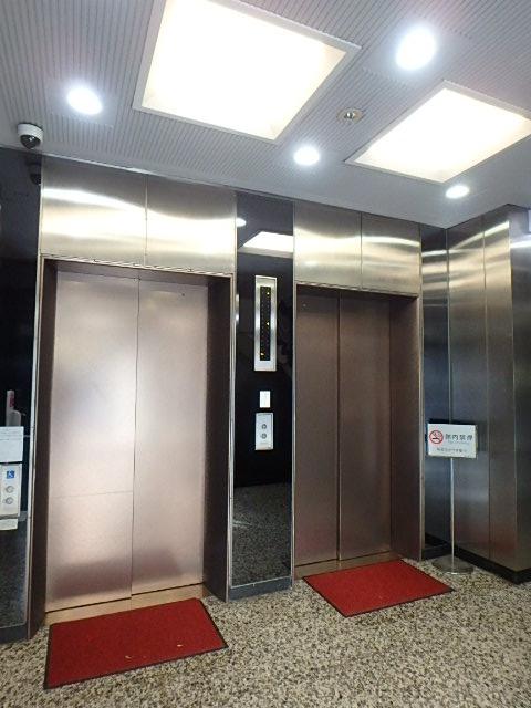 ホール②