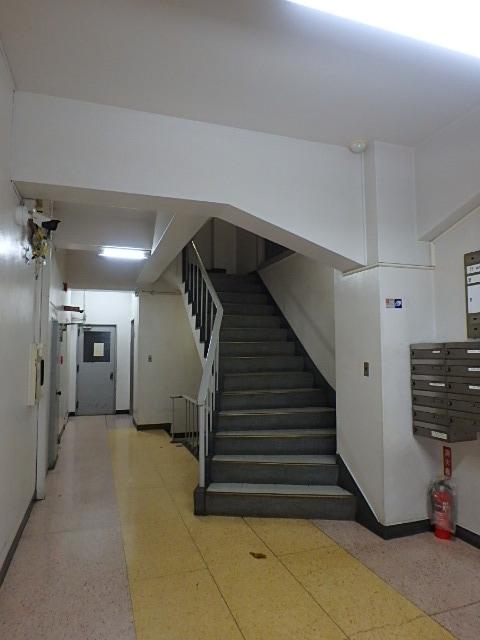 ホール①