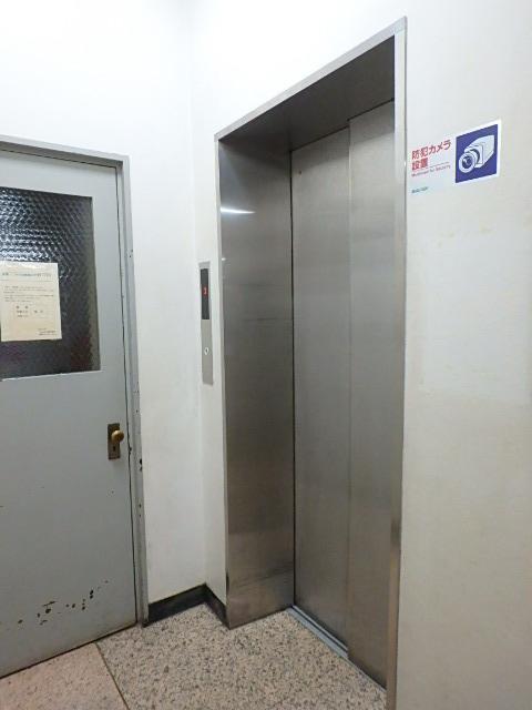 ホール③