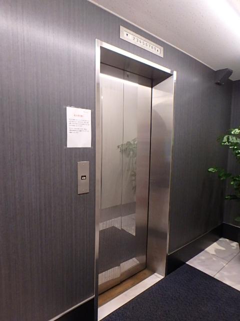 ホール③