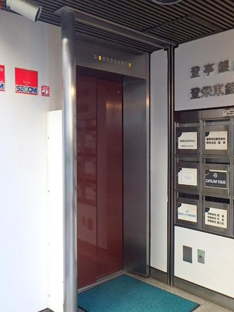 エントランス③