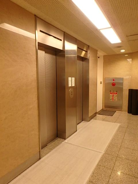 ホール③