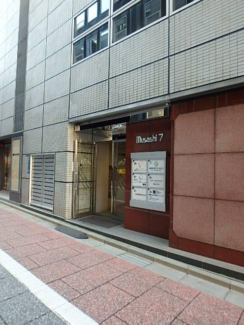 ムサシ７ビルエントランス①