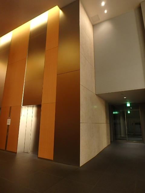ホール②