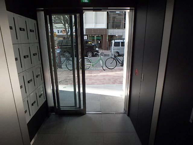 マロニエ通り銀座館ホール③