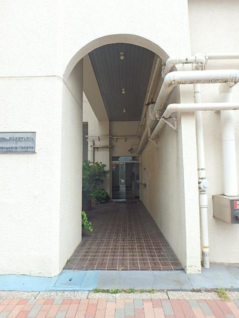 エントランス②