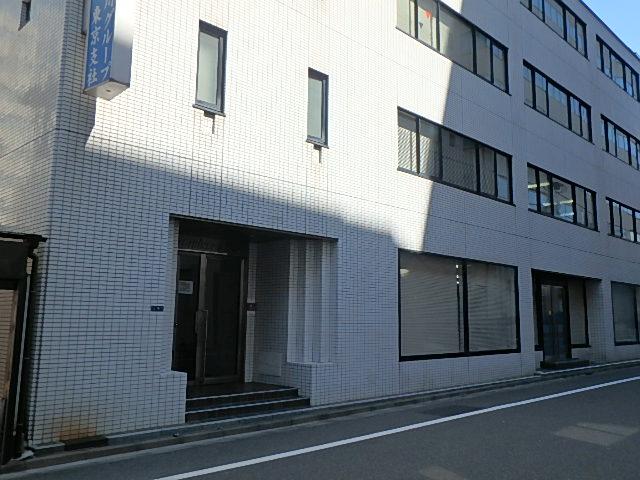 エントランス①