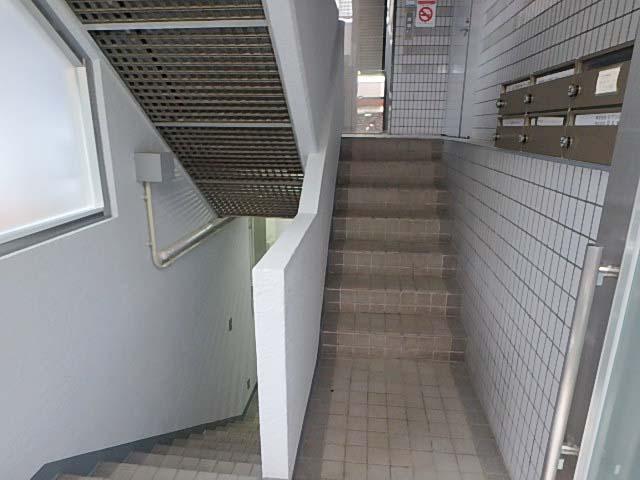 ＡＺ　Ｇｉｎｚａ　Ｅａｓｔエントランス③