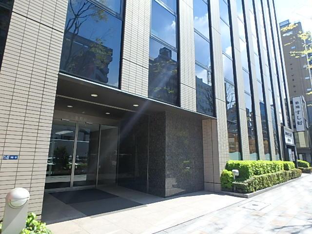 築地室町ビルエントランス①