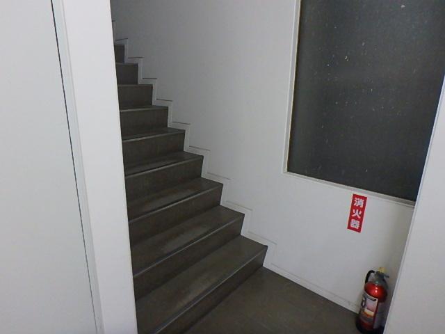 ホール④