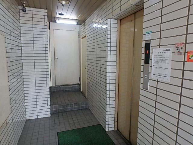 ホール②