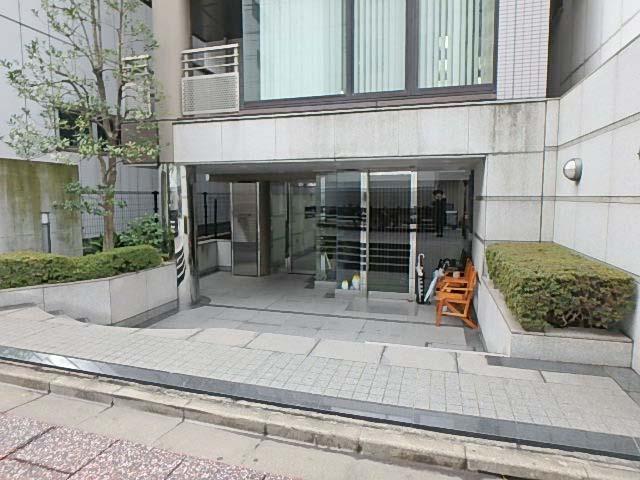 エントランス①