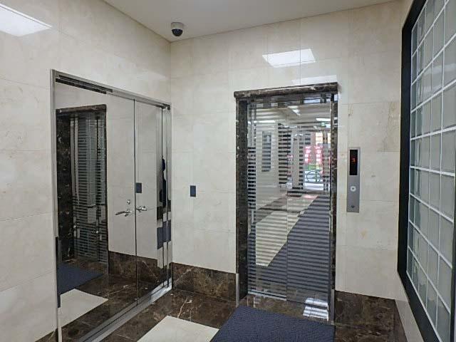 秋山ビルホール②