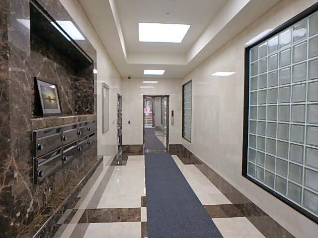 秋山ビルホール①