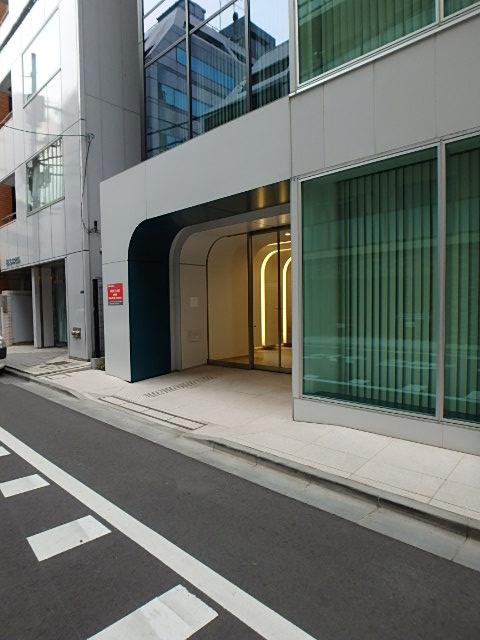 エントランス①
