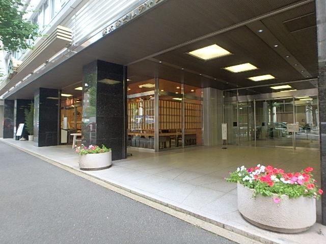 エントランス①