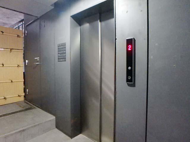ホール②