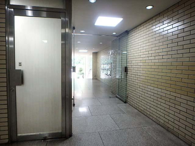 ホール③