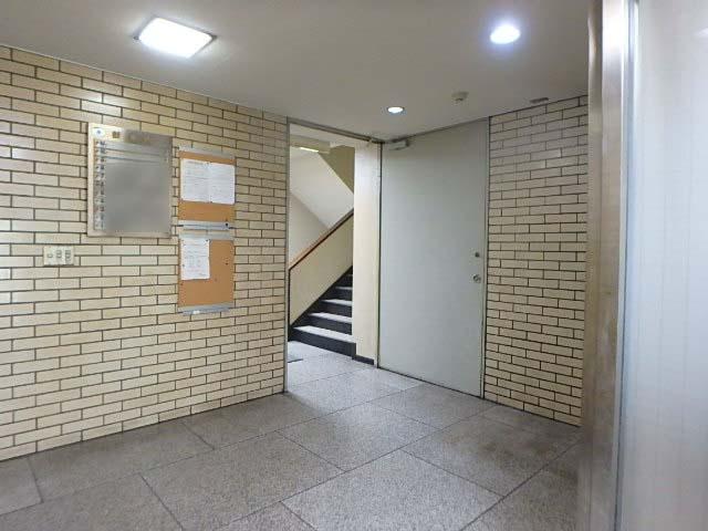 ホール①