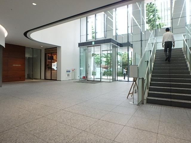 ホール③