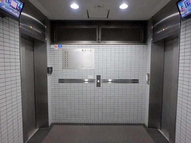 ホール②