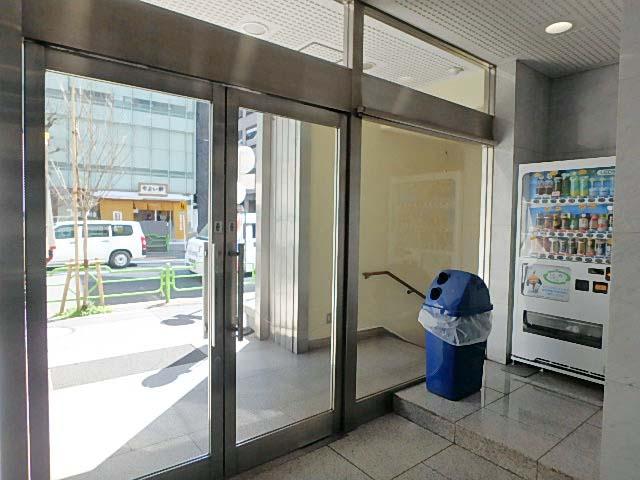 ホール③
