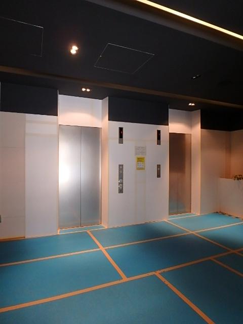 ホール②
