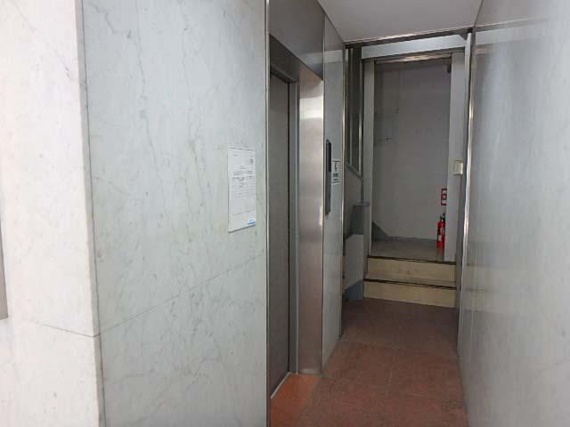 共同ビル（中央）ホール②