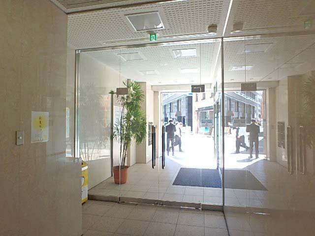 ホール②
