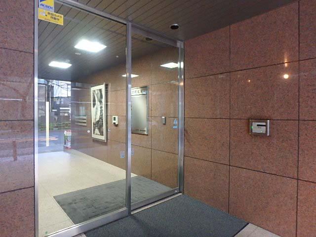 茅場町偕成ビルエントランス②