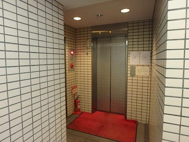 ホール②
