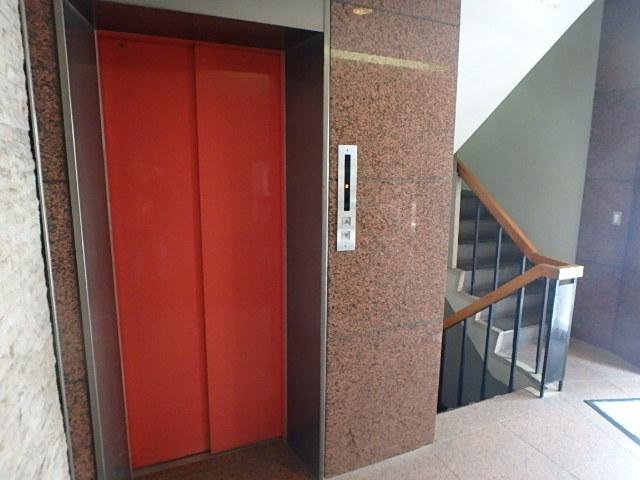 ホール②