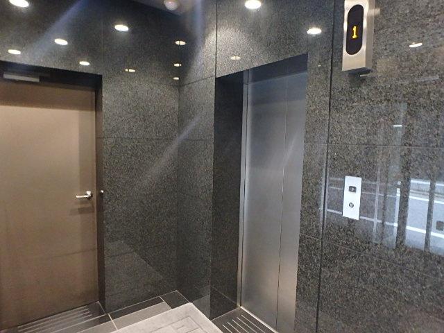 日本橋室町ビルホール①