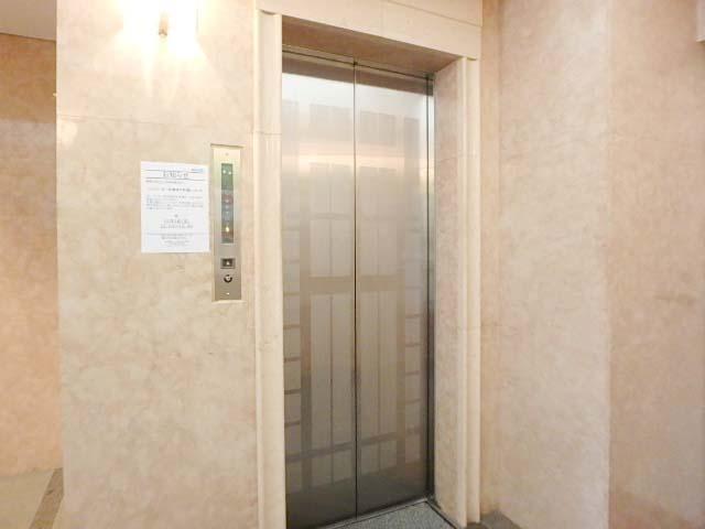 ホール②