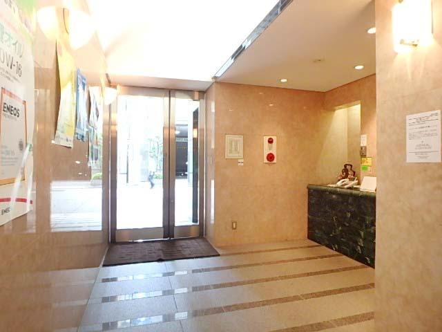 ホール③