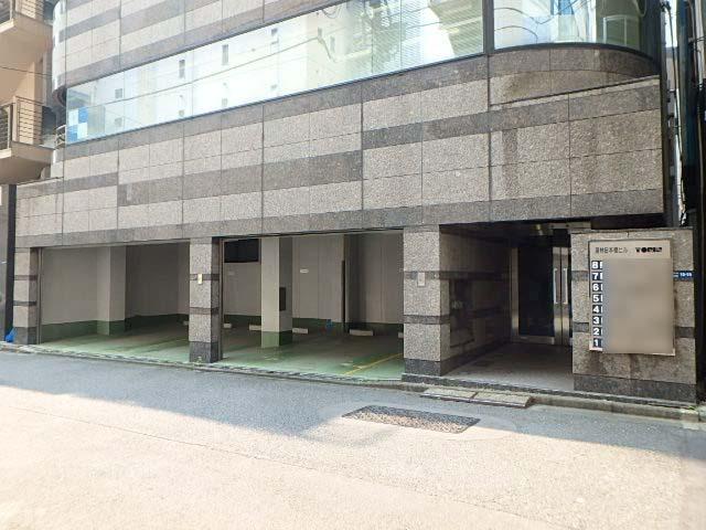 エントランス①
