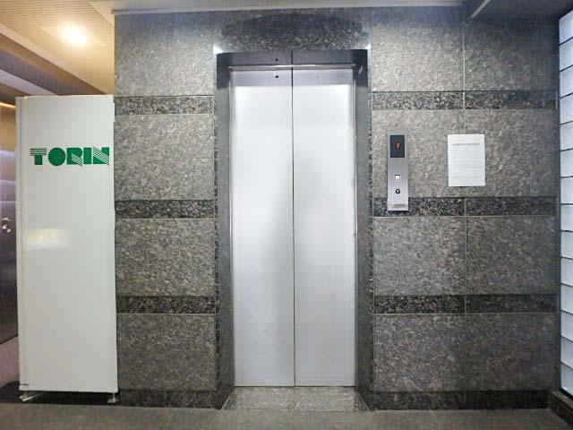 ホール②