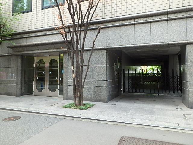 エントランス①