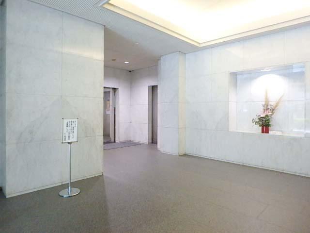 ホール①