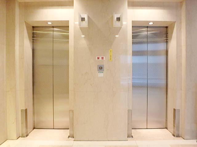 人形町センタービルホール②