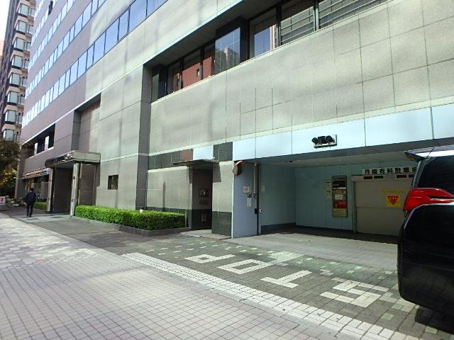 エントランス①