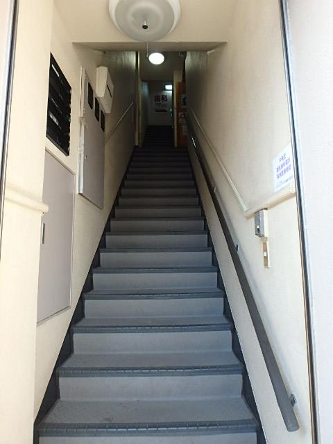 ホール①
