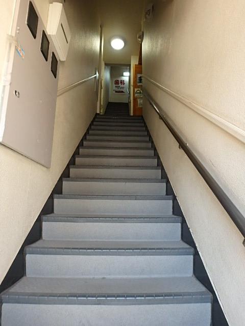 ホール②