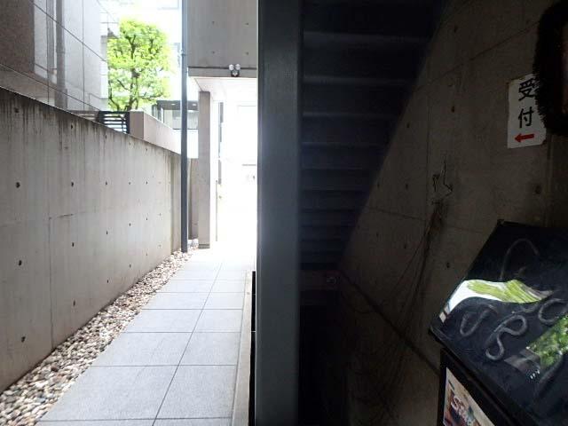 ホール③