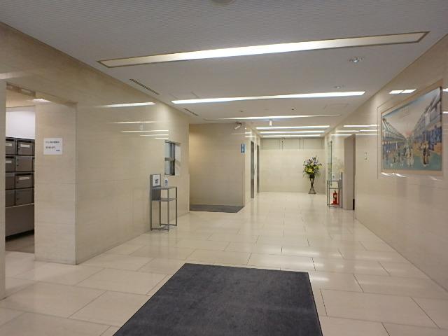ホール①