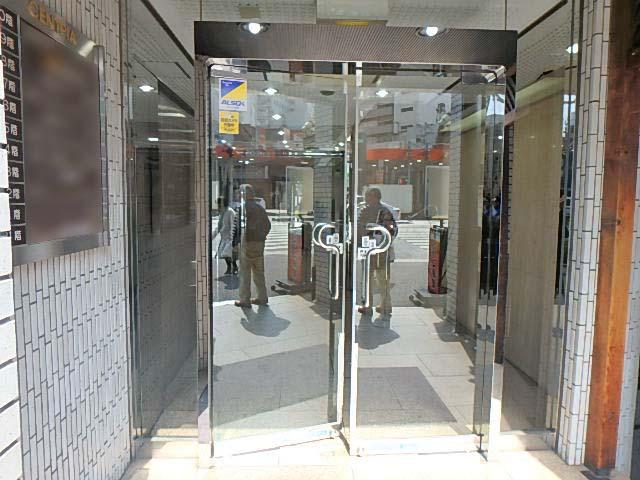 セントピアビルエントランス①