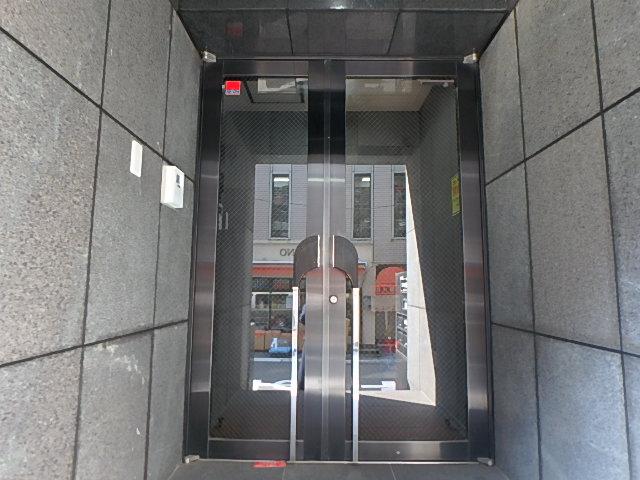 ＴＨＥ　ＣＯＲＮＥＲ　日本橋イーストエントランス②