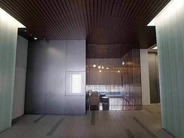 エントランス③